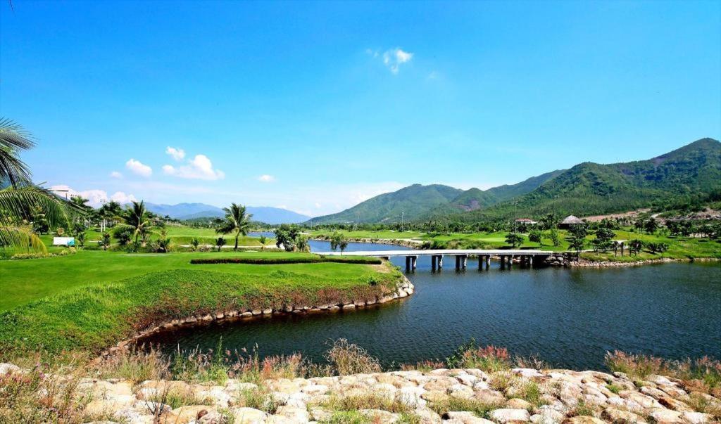 Diamond Bay Golf And Villas Nha Trang Exterior foto