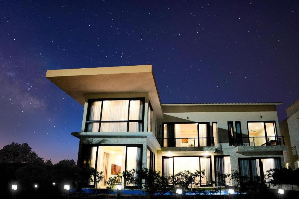 Diamond Bay Golf And Villas Nha Trang Exterior foto