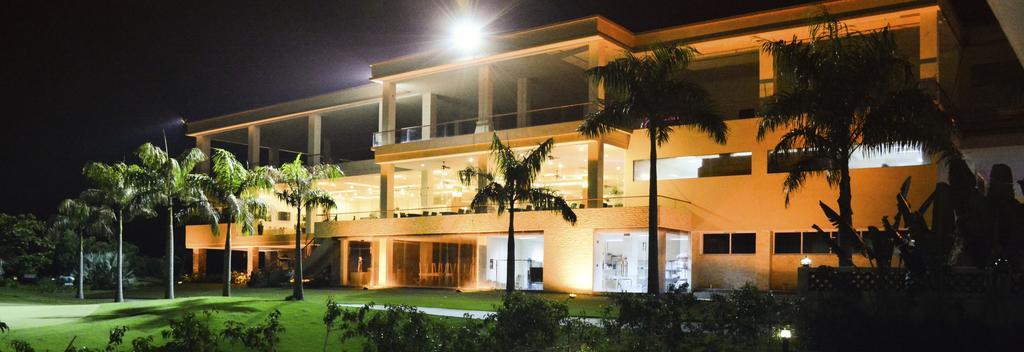 Diamond Bay Golf And Villas Nha Trang Exterior foto